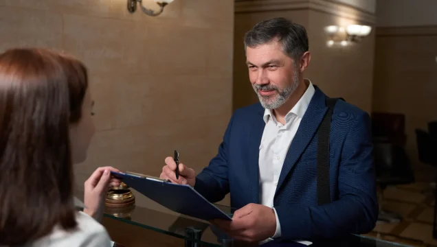 Где жить, если приехал на выставку
